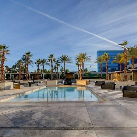 Mgm Signature-33-709 F1 Track & Strip View Balcony Las Vegas Exterior photo