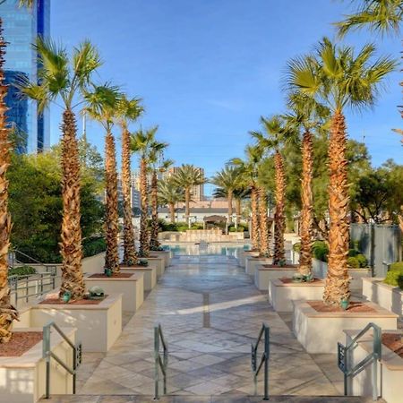 Mgm Signature-33-709 F1 Track & Strip View Balcony Las Vegas Exterior photo